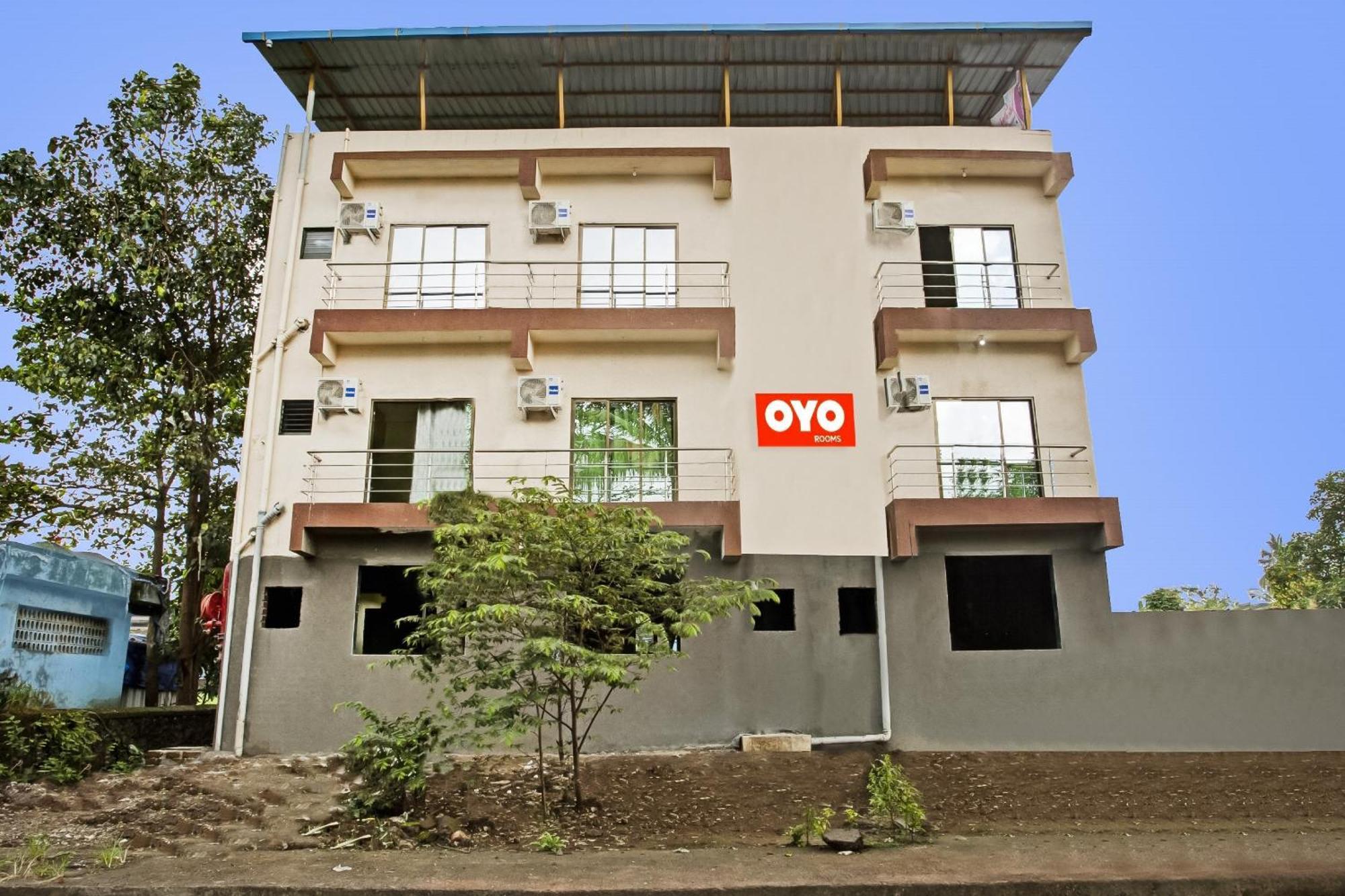 Hotel O Om Sai Residency Lodging And Boarding Taloje Budrukh Kültér fotó
