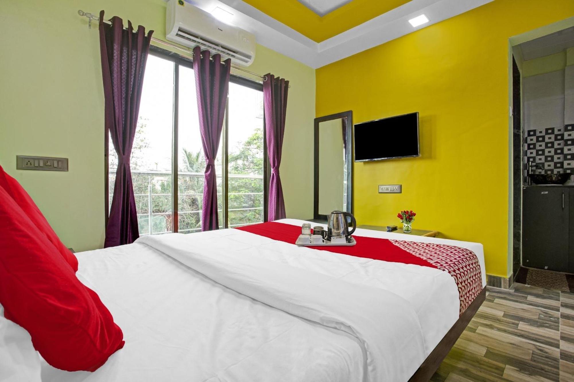 Hotel O Om Sai Residency Lodging And Boarding Taloje Budrukh Kültér fotó